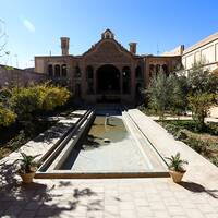 خانه بروجردی ها